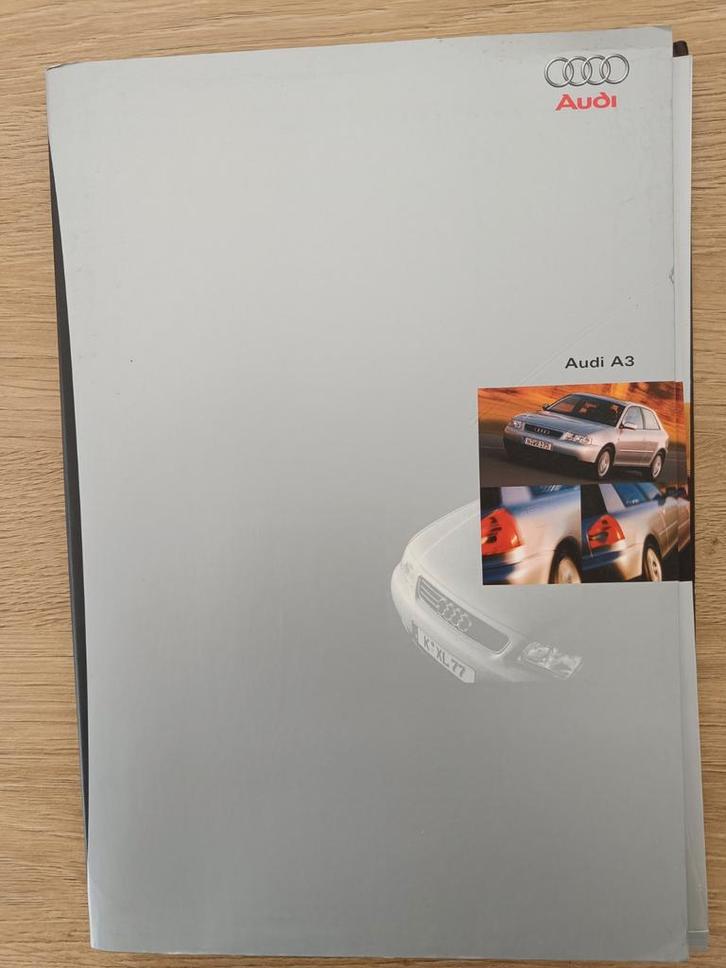 Audi A3 brochure 1996 en Audi prijslijst boekje, Boeken, Auto's | Folders en Tijdschriften, Zo goed als nieuw, Audi, Ophalen of Verzenden