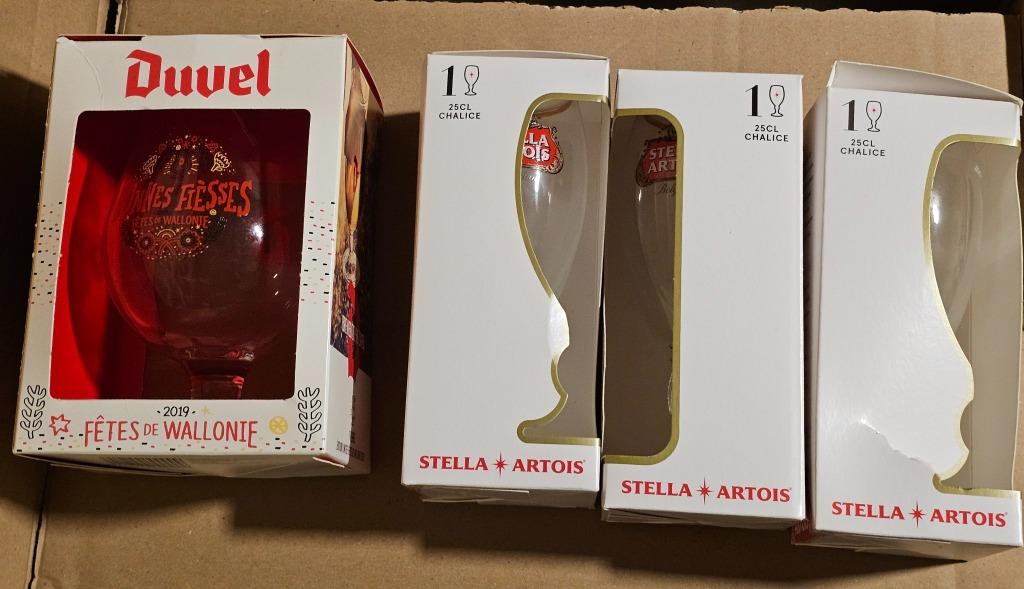 Lot de verres Chimay, Coca, Duvel, Leffe, St Feuillien etc, Collections, Verres & Petits Verres, Comme neuf, Verre à bière, Enlèvement ou Envoi