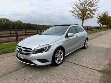 Mercedes a180 benzine urban sportpack automaat pano-dak,.. beschikbaar voor biedingen