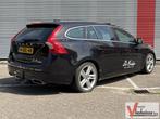 Volvo V60 2.4 D6 AWD Plug-In Hybrid Summum | Leder | Pano |, Auto's, Volvo, Automaat, 48 g/km, Zwart, Break