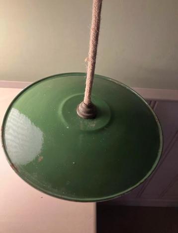 Mooie emaille stal-lamp beschikbaar voor biedingen