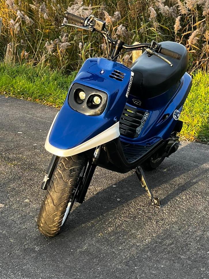 Mbk booster b klasse 50cc, Fietsen en Brommers, Scooters | Yamaha, Zo goed als nieuw, Overige modellen, Klasse B (45 km/u), Ophalen