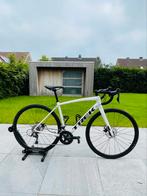 Vélo de route Trek modèle Domane 3, Vélos & Vélomoteurs, Vélos | Vélos de course, Comme neuf, Enlèvement, Aluminium