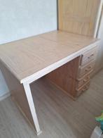 Houten bureau met moderne uitstraling artisanaal gemaakt, Ophalen, Zo goed als nieuw, Bureau