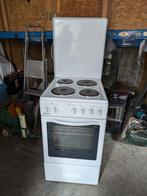 elektrisch fornuis van Baucknecht -H 90 Br 50 D 55 - 160€, Elektronische apparatuur, Fornuizen, Ophalen, Warmhoudplaat, 4 kookzones