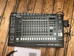 Roland TR-8S, Enlèvement ou Envoi, Comme neuf, Roland