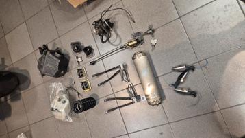 Onderdelen aprilia rs 125/aprilia sx 125 2takt beschikbaar voor biedingen