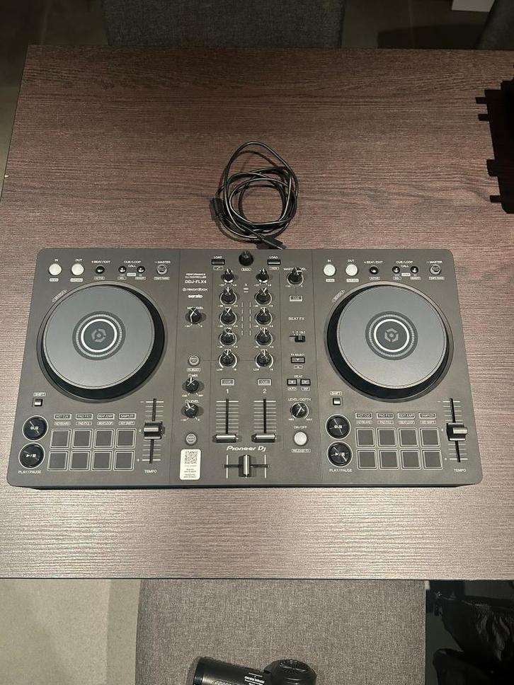 Pioneer DJ DDJ-FLX4 | 4x gebruikt | Garantie tot mei '26, Muziek en Instrumenten, Dj-sets en Draaitafels, Zo goed als nieuw, Draaitafel