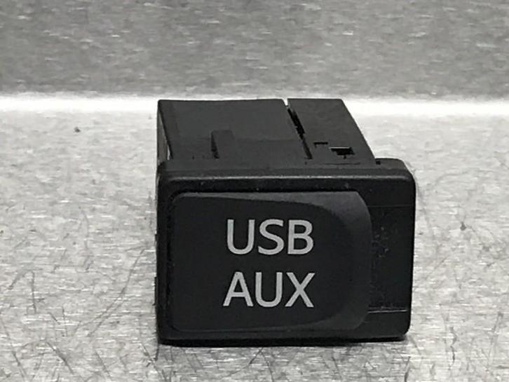 DIVERSEN AUX/USB aansluiting Lexus CT 200h (|8619048030|), Auto-onderdelen, Overige Auto-onderdelen, Lexus, Gebruikt