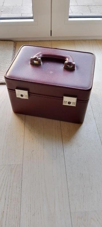 beautycase beschikbaar voor biedingen