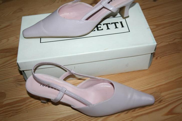 Maat 40 - Lorenzetti - roze pumps, Kleding | Dames, Schoenen, Nieuw, Pumps, Roze, Ophalen