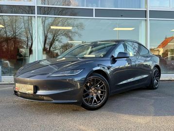 Tesla Model 3 HIGHLAND / ZETELKOELING / SFEERLICHTEN beschikbaar voor biedingen