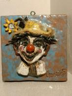 Sculpture spectaculaire sur carreau de céramique clown signé, Enlèvement ou Envoi