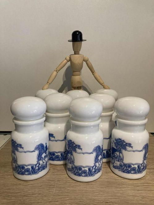 Set van 8 grote vintage opaline kruidenpotjes, Antiek en Kunst, Antiek | Glaswerk en Kristal, Ophalen of Verzenden