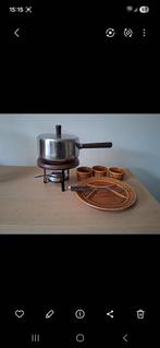 Fondueset met 6 borden en vorkjes 3 potjes niet electrisch, Enlèvement, Comme neuf, Service à fondue