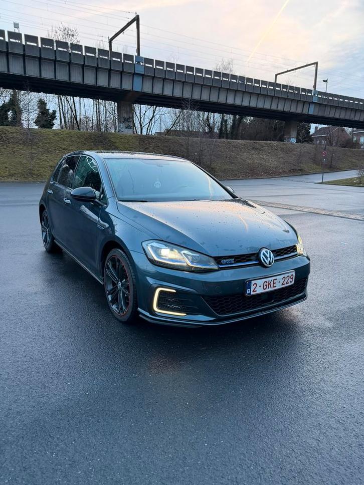Volkswagen Golf GTE hybride, Autos, Volkswagen, Particulier, Golf, Caméra, Hybride Électrique/Essence, Euro 6, 5 portes, Automatique