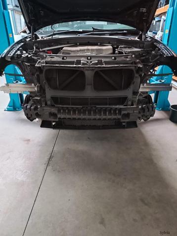 Voorfront + koplamphouders BMW X3 / X4 serie F25 F26 5111257 beschikbaar voor biedingen