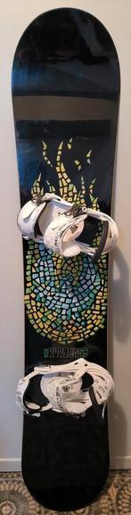 snowboard Burton 155 met nieuwe Burton bindingen, Sport en Fitness, Snowboarden, Ophalen, Gebruikt, Board