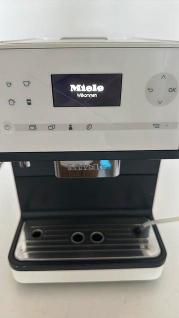 Miele koffiebonen expresso machine, Elektronische apparatuur, Koffiezetapparaten, Ophalen, Afneembaar waterreservoir, Gebruikt