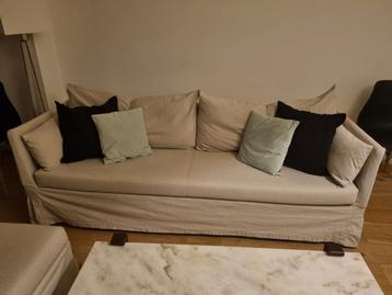 Sofa Ikea Sandbacken disponible aux enchères