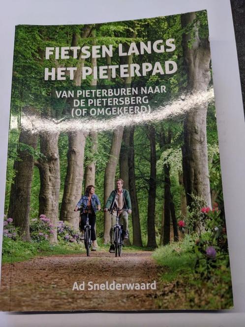Fietsen langs het Pieterpad, Livres, Guides touristiques, Comme neuf, Guide de balades à vélo ou à pied, Benelux, Autres marques
