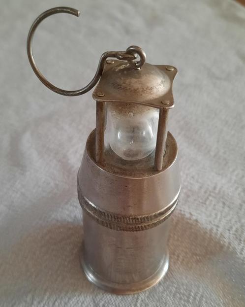 MIJNWERKERSLAMP ook wel DAVY LAMP - Periode 1950, Antiek en Kunst, Antiek | Verlichting, Ophalen of Verzenden