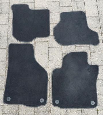 Originele VW automatten beschikbaar voor biedingen