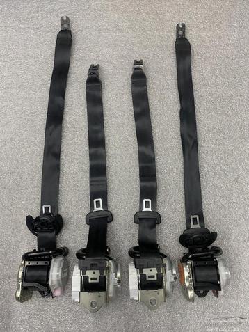 Seat Ateca 2016+ gordelspanner set VOOR & ACHTER 577857706 5 beschikbaar voor biedingen