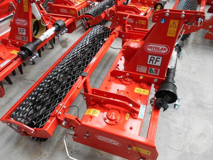 herse rotative ORTOLAN ANDREA RF 150 R grille pour tracteur, Articles professionnels, Agriculture | Pièces | Pneus, Jantes & Essieux