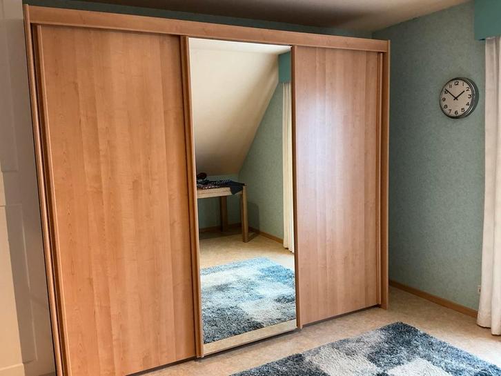 Kleerkast met schuifdeuren, Huis en Inrichting, Kasten | Kleerkasten, Zo goed als nieuw, 200 cm of meer, 200 cm of meer, 50 tot 75 cm