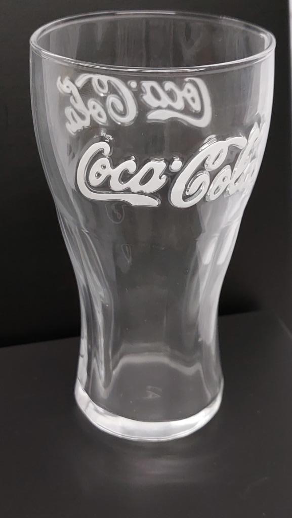 ② 3 verres coca-cola vintage avec inscription étrangère — Verres & Petits  Verres — 2ememain