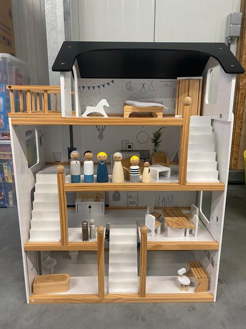 XL houten poppenhuis incl. Meubels - petite amelie, Verzamelen, Poppenhuizen en Toebehoren, Zo goed als nieuw, Poppenhuis, Ophalen