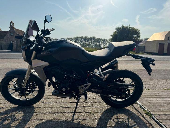 Honda	CB300R, Motoren, Motoren | Honda, Bedrijf, 12 t/m 35 kW, Ophalen of Verzenden