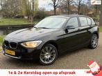 BMW 1-serie 114i|Airco|Navigatie|5 deurs|Nieuwe apk, Auto's, 1 Reeks, Gebruikt, Euro 6, Zwart