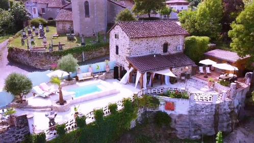 Lodge 144 vakantiehuis voor twee met relax pool Lot -France, Vakantie, Vakantiehuizen | Frankrijk, Dordogne, Boerderij of Cottage