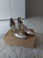 Escarpins dorés Tamaris, Vêtements | Femmes, Chaussures, Enlèvement, Neuf, Escarpins