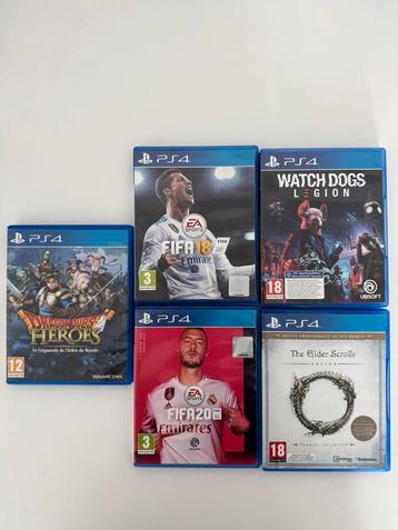 Pakje ps4-games beschikbaar voor biedingen