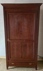 Houten kledingkast, Ophalen