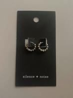 Oorbellen Urban Outfitters, Ophalen of Verzenden, Nieuw, Hangers