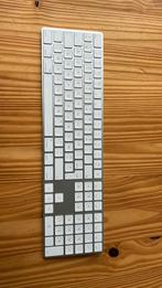 Apple Magic Keyboard avec pavé numérique, Computers en Software, Toetsenborden, Ophalen, Numeriek, Zo goed als nieuw