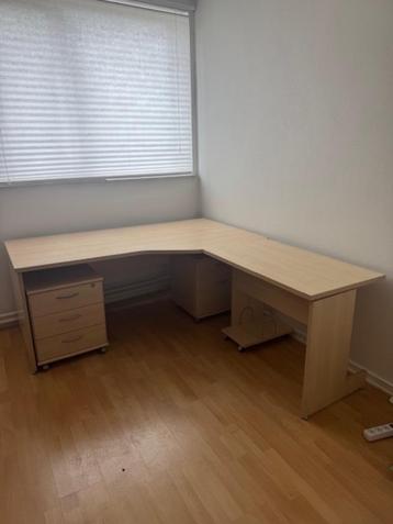 Bureau, Enlèvement, Bureau