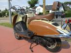 scooter a klasse  znen  met 1883 km, Fietsen en Brommers, Ophalen, Zo goed als nieuw, Overige merken
