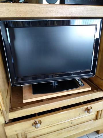 Philips flat TV 32PFL7762D/12 beschikbaar voor biedingen