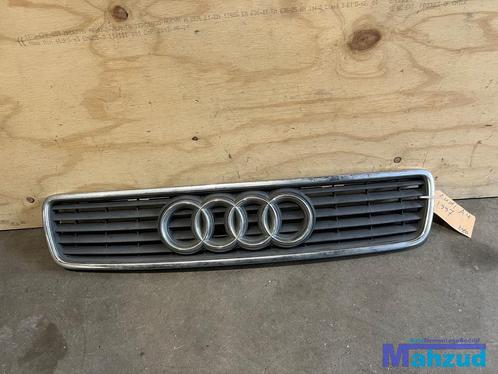 AUDI A4 AVANT B5 grille 1994-2002, Auto-onderdelen, Overige Auto-onderdelen, Audi, Gebruikt, Ophalen of Verzenden