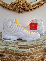 Nike Air Bakin SP Supreme Wit 44.5, Kleding | Heren, Schoenen, Wit, Nieuw, NIKE, Ophalen of Verzenden