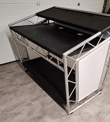 DJ Booth controller tafel  UDG-Lite console beschikbaar voor biedingen