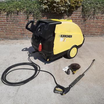 Karcher HDS 895 hogedrukreiniger warm water beschikbaar voor biedingen