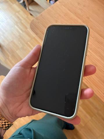 Iphone 11  beschikbaar voor biedingen