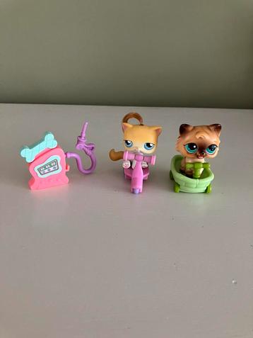 Littlest pet shop 2 katten op step + accessoire, Verzamelen, Ophalen of Verzenden, Zo goed als nieuw