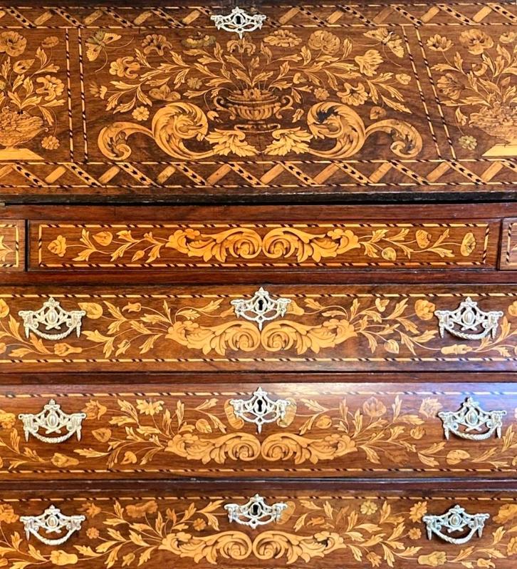 Scriban hollandais du XVIIIe siècle, Antiquités & Art, Antiquités | Meubles | Tables, Enlèvement ou Envoi